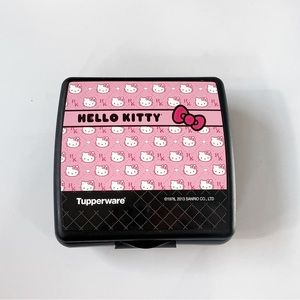 Hello kitty Tupperware